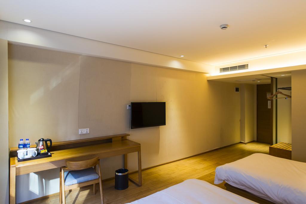 เจไอ โฮเต็ล เซี่ยงไฮ้ หงเฉียว เวสต์ จงซานโร้ด Hotel ภายนอก รูปภาพ
